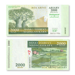 Madagascar 2000 Ariary, 2007, B330a, P93a, UNC - Robert's World Money - World Banknotes